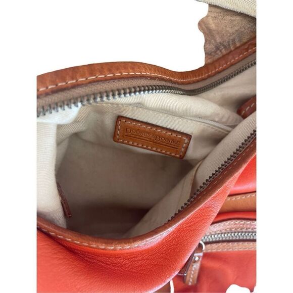 Dooney & Bourke Womens Orange Signature Classic Leather Shoulder Bag - Picture 3 of 6